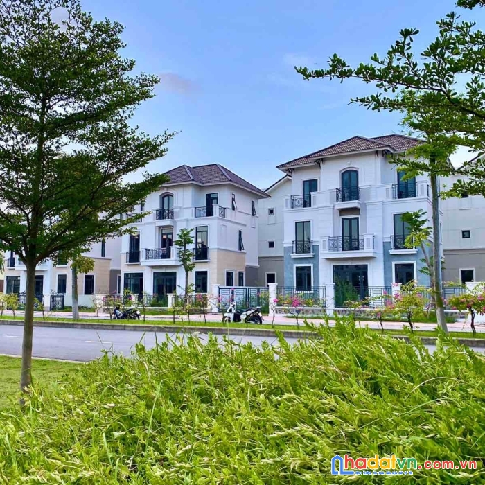 Căn biệt thự diện tích lớn siêu vip nằm trong dự án centa riverside từ sơn