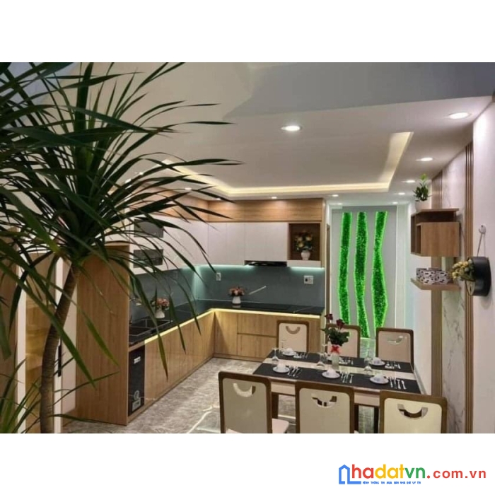 Bán nhà hoàng công chất 50m2 x 5 tầng, mt 4m, gần ô tô, nhà ở ngay, 4.5 tỷ.