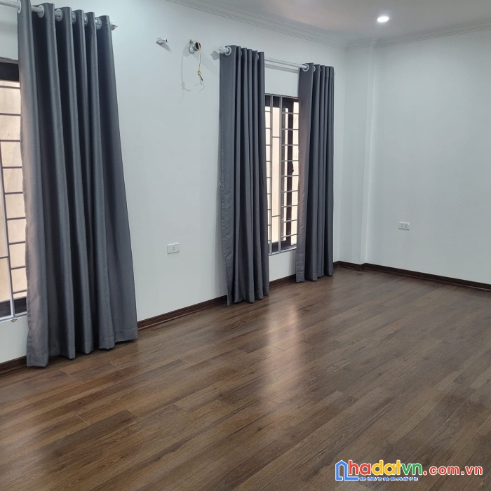 Nhỉnh 4 tỷ có nhà mặt phố khương thượng, 30m, mặt tiền 4.8m, ô tô, kinh doanh bất chấp, lh