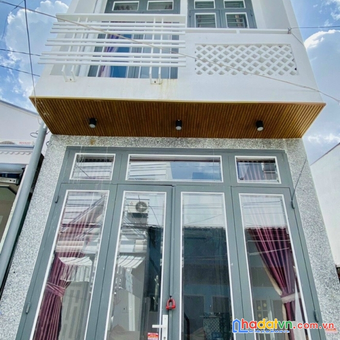 Nhà 1t1l-có sổ 1,4 tỷ dt 3.15x5.5m hc 34m, phạm ngũ lão. lấy hộ khẩu nk