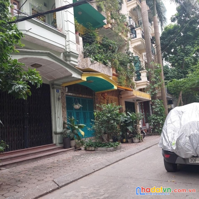Bán nhà phố xã đàn 2- trung tâm đống đa 48m- 4 tầng ,ô tô dừng đỗ . giá 13.6 tỷ