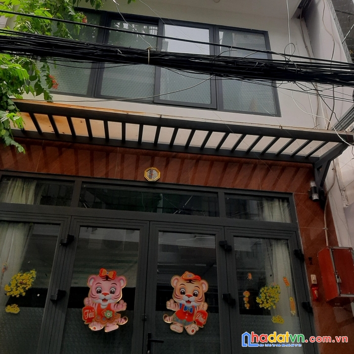Bán nhà lê văn lương, 40m2, 4*10 vuông đẹp, 3 tầng 2 tỷ.
