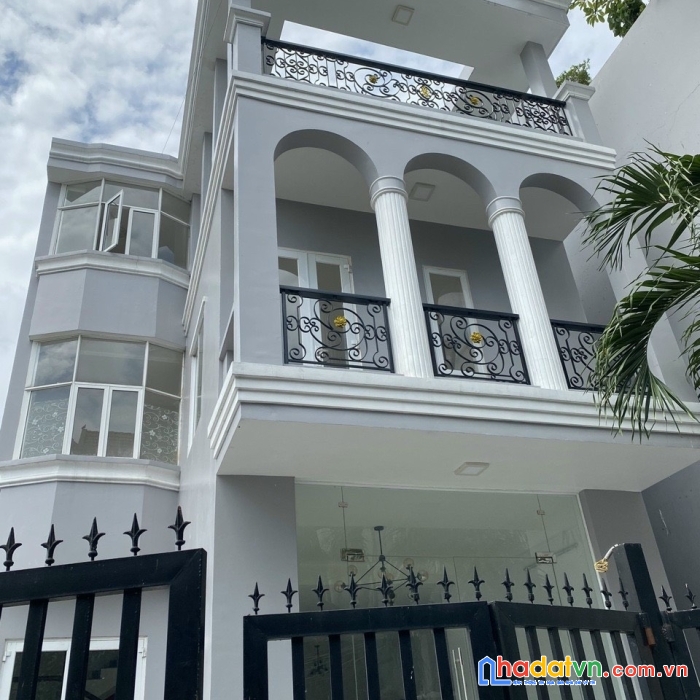 Biệt thự mini tại bình lợi, phường 13, q.bình thạnh 16.5 tỷ.