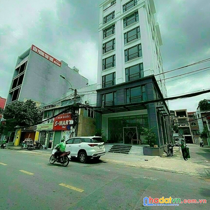 Góc 3 mặt tiền nguyễn thái bình, p 12 tân bình