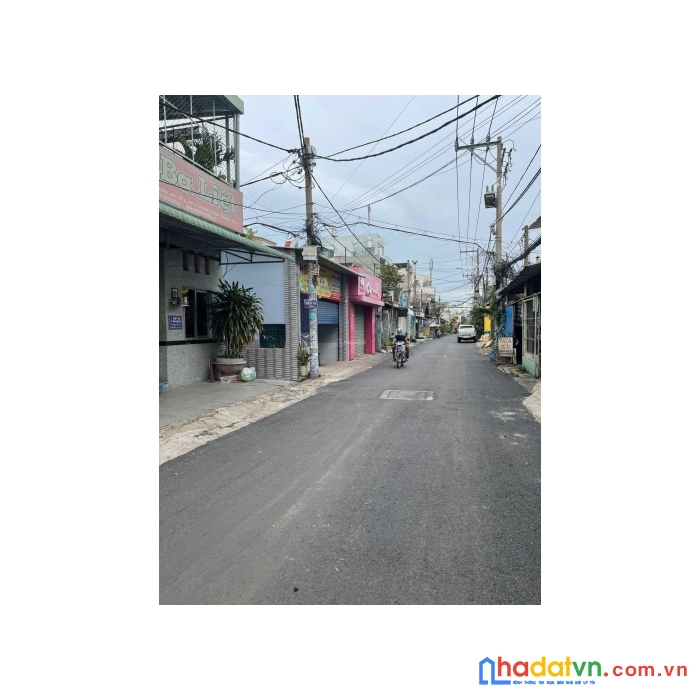 Bán nhà hẻm xe hơi, 1 trệt 1 lầu, đông hưng thuận, quận 12,  4x17m, giá 4,4 tỷ.