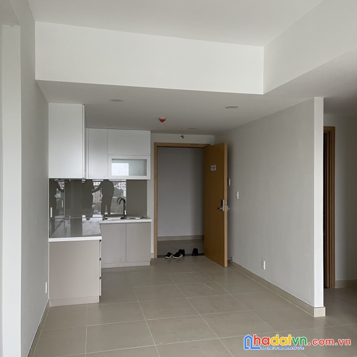 Bán gấp 2pn carillon 7 tân phú liền kề đầm sen, view hướng nam mát mẻ cả ngày, giá 2.75 tỷ bao sổ
