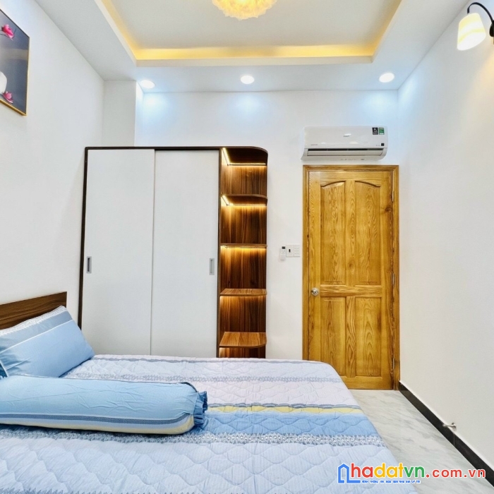 Nhà đẹp, kênh tân hóa, 3.3 x 10m, 1 lầu, 2pn, 3.6 tỷ, tân phú
