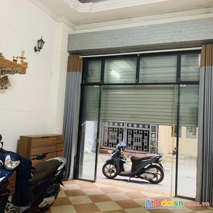 Bán nhà mặt ngõ trại cá- kinh doanh- lô góc -37m2-  5 tầng - hơn 4 tỷ