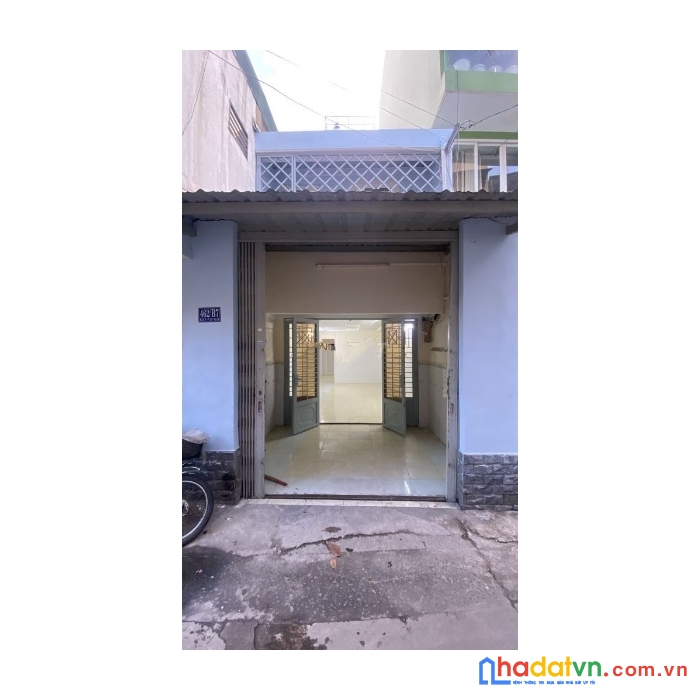 Nhà 462/b7 ba tháng ha, 3,35m*12,3m. 2 lầu. 6.5 tỷ