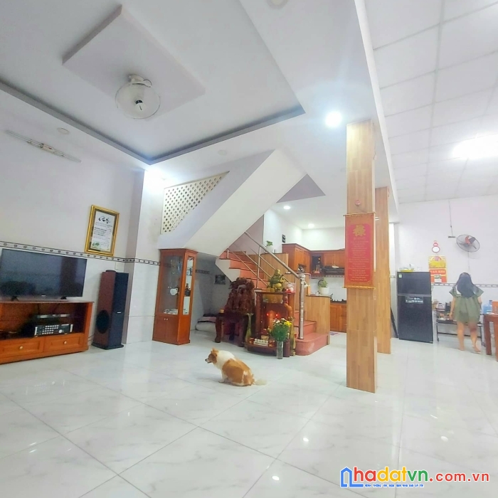 Nhà lớn ngang 7,6m diện tích 84m ngay thoại ngọc hầu, tân phú sát tân bình giá cực rẻ