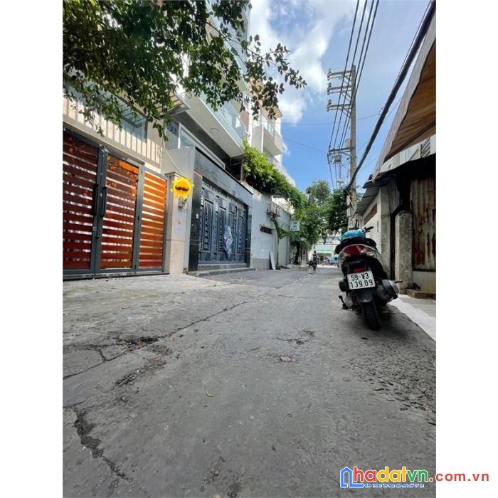 Nhà ngộp thạch lam, p. phú thạnh, tân phú – hẻm 6m, 86m2, 6.6 tỷ.