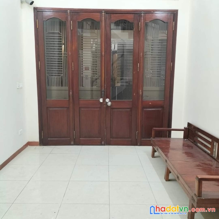 Cần bán nhà phố lê trọng tấn, 33m, 4 ngủ, nhà đẹp, ngõ văn minh chỉ 4.05 tỷ