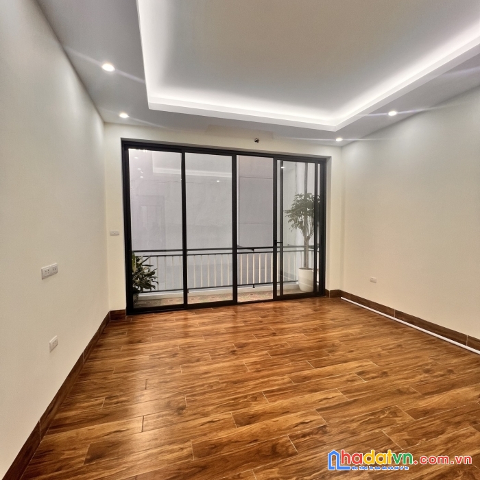 Bán nhà phố huỳnh tấn phát.vị trí cực tiện lợi.60m,4t.5ngủ nhỉnh 4 tỷ