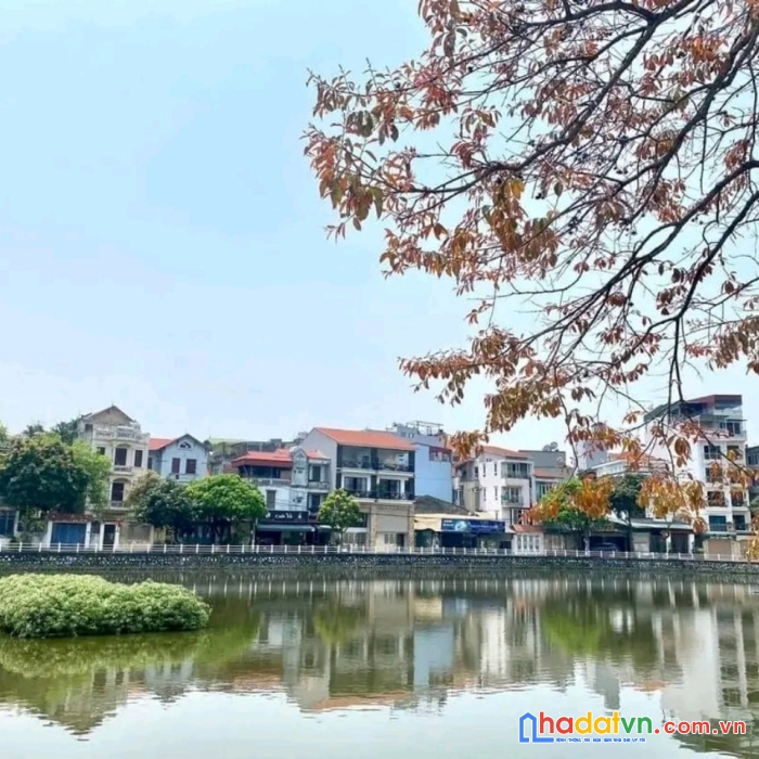 Siêu phẩm,mặt hồ bồ đề long biên dt 110m2 mặt tiền 5,2m
 nhà xây 6 tầng thang máy gara 2 ôtô,