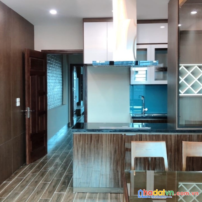 Bán nhà 8 tầng thang máy, phố lê trọng tấn, tx, ô tô tránh kd, 60m giá 17.5 tỷ