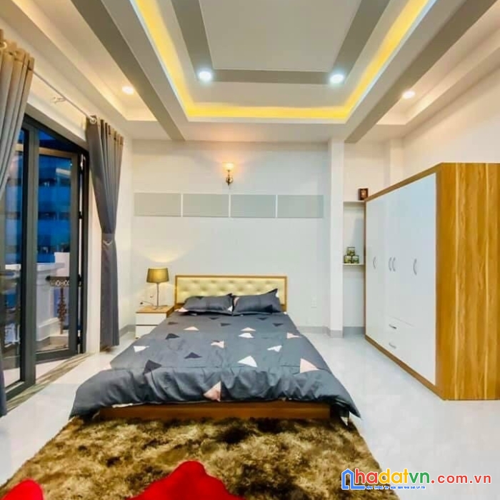 Nhà đẹp, kiên cố, nguyễn kiệm, 5.1 x 9m, 3 lầu, 5.9 tỷ, phú nhuận