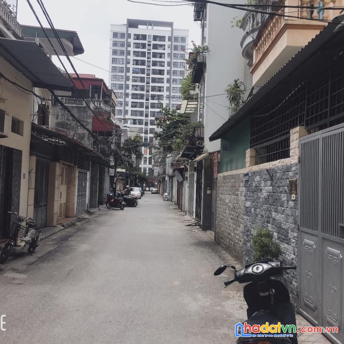 Bán nhà nguyễn sơn  60 m  5 tầng thang máy lô góc gần phố  chỉ 6 tỷ 3