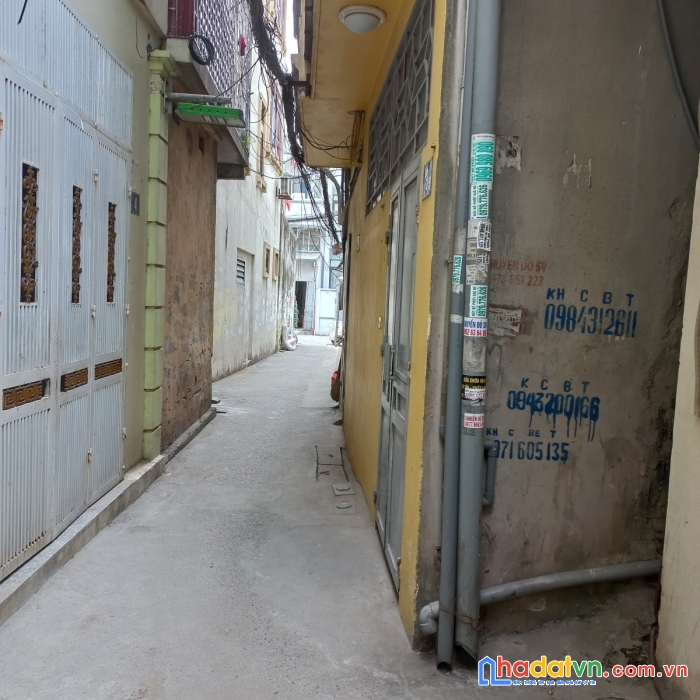 Bán nhà phố hoàng công chất, nhà cấp 4 diện tích 56m2, mt 5.6m, gần phố, giá 5.5 tỷ.