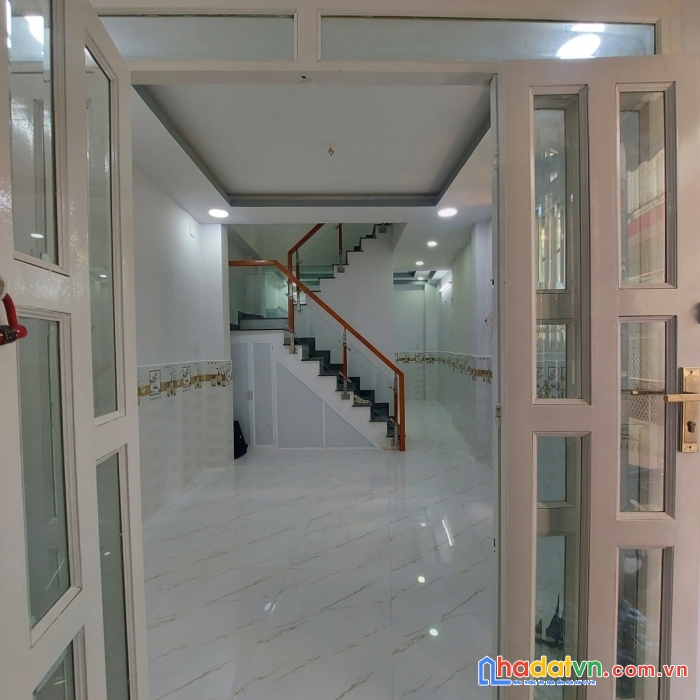 Nhà nở hậu phong thủy tốt,quang trung,phường 10,gò vấp,36m2,đối diện vincom, nhỉnh 3 tỷ.