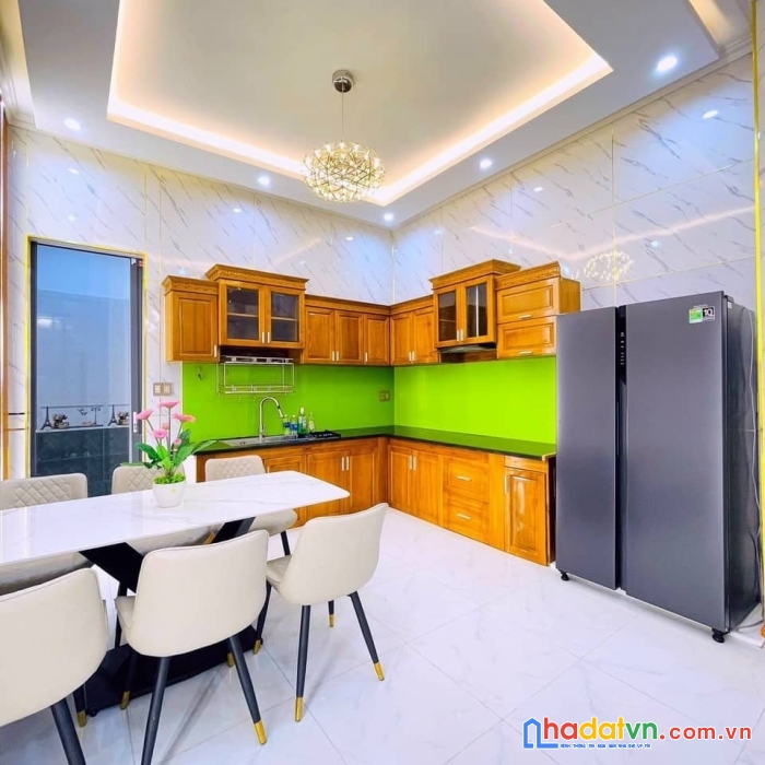 Bán nhà phố ngọc khánh 30m2x2tầng,mặt tiền 3.5m - giá 3.05 tỷ