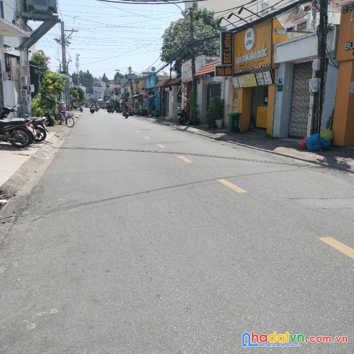 Hiếm về giá 12,6 tỷ  nhà 78m2 quận 2 khu tây sầm đông đúc