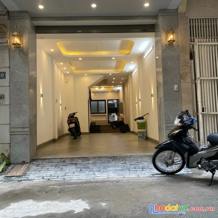 Mặt phố nguyễn công thái, hoàng mai, 53m2, mt:4m, giá nhỉnh 15 tỷ.