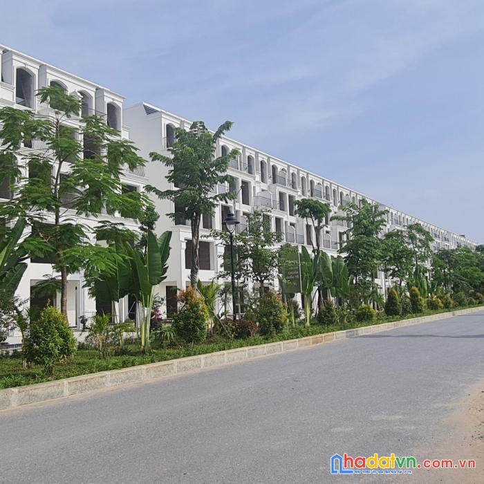 Chủ nhà cần tiền nên muốn bán gấp vị trí tại lk 34- khu đô thị hinode royal kim chung- di trạch