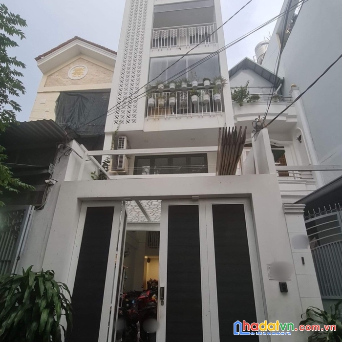 Bán nhà  chdv hoàng văn thụ tân bình 100m2 6 tầng thang máy 12 pn 80tr/tháng