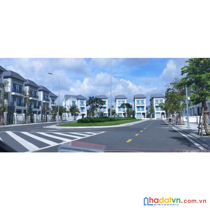 Cho thuê shophouse vinhomes grand park quận 9