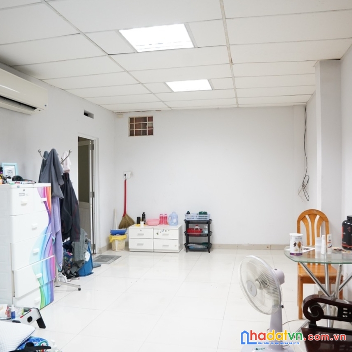 Hạ giá mạnh, mtkd nở hậu tài lộc hồ bá kiện, p.15, quận 10