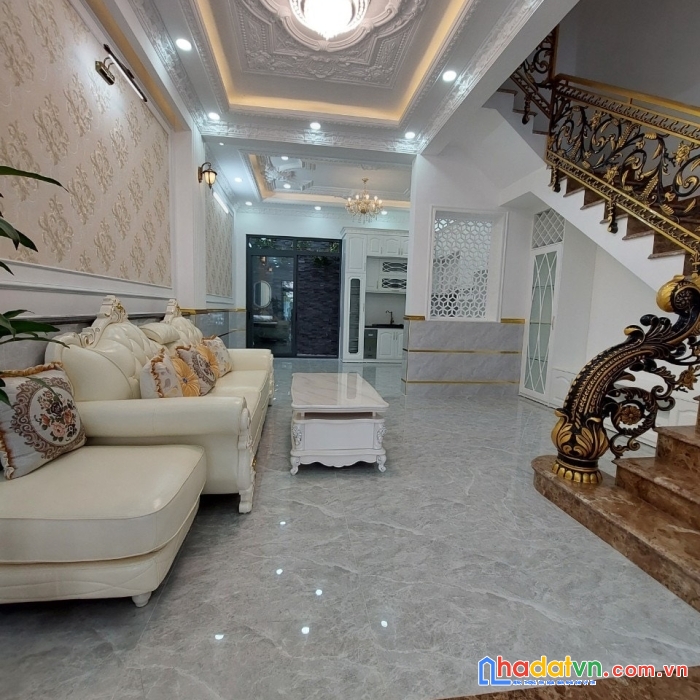 Bán nhà mới, hxh thông, phố tôn thất thuyết, q.4, 4 tầng btct, giá 6.8 tỷ.