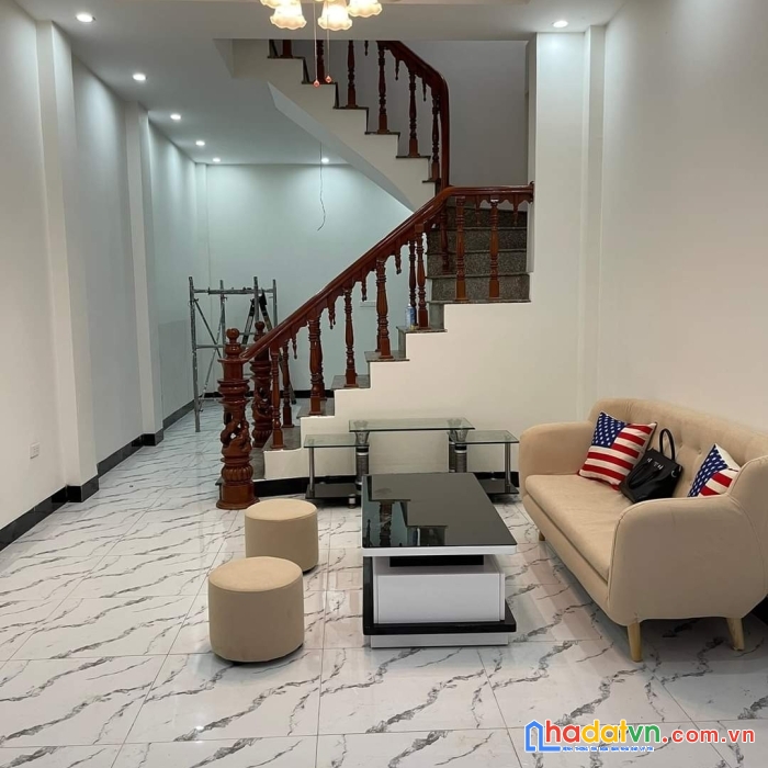 Bán nhà đại từ, 3 bước ra khu đt đại kim, 20m ô tô tránh, 40m2, 4t, mt 4m, nhỉnh 4 tỷ