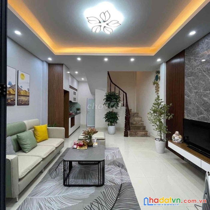 Bán nhà ngọc khánh, đẹp lung linh, ngõ ô tô, 20m ra phố kim mã 50m, 49m2 giá 5.95 tỷ.