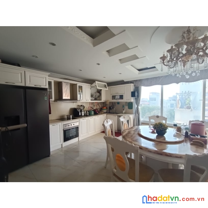 Homestay 7 tầng phố bồ đề - ô tô - thang máy - view sông – dòng tiền khủng.