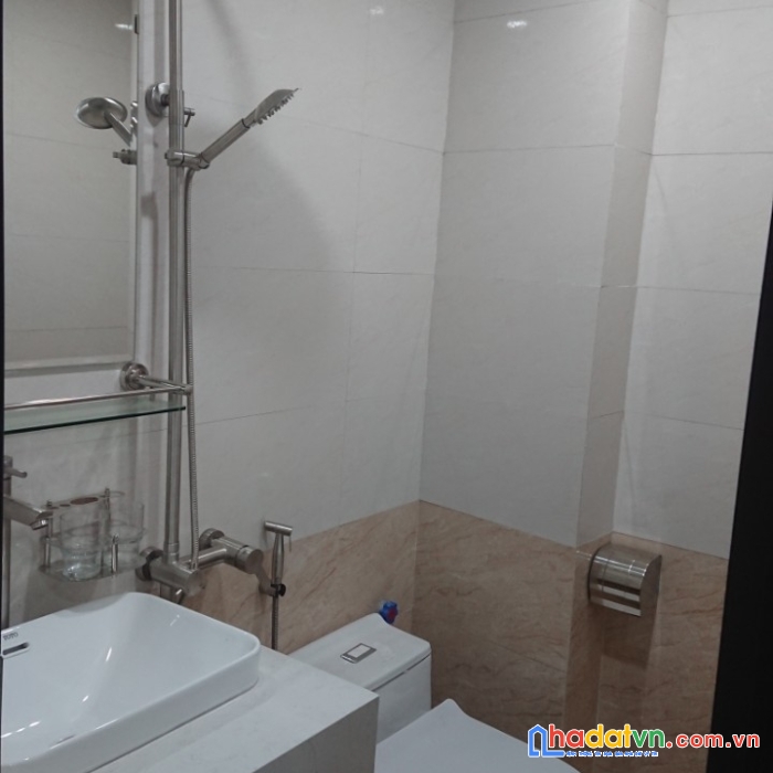 Bán nhà cầu diễn 42m2 x 4 tầng, nhà mới ở luôn, gần ô tô, 3.5 tỷ.