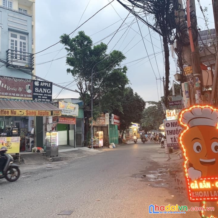 Bán chdv ngang 5.5m , 5 tầng, 125m2, 17pn, dt 40 triệu, hxt bùi quang là, 15 tỷ.