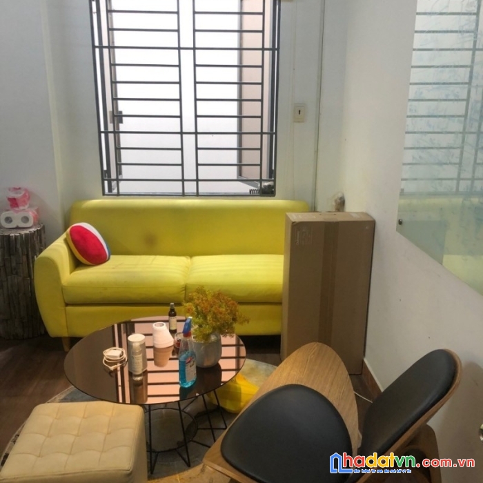 Bán nhà phú nhuận hxh 4 tầng btct chính chủ khu vip phú nhuận đào duy anh 11.3 tỷ.