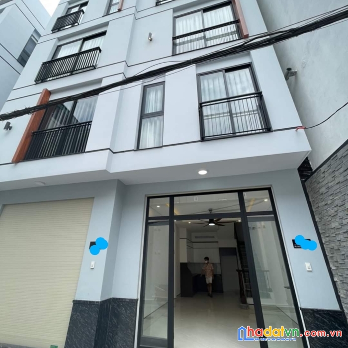 Bán nhà ngõ 197 phúc lợi 5 tầng 38m  mới tinh chỉ xách valy về ở  chỉ 2 tỷ 6