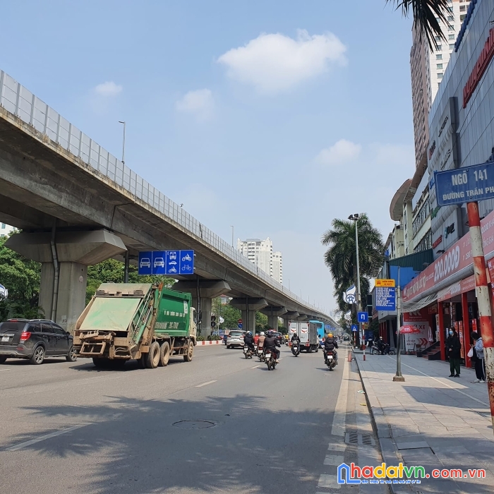 6 tỷ 150  - 46m2 pl cán bộ phố trần phú,  - 5 tầng  - nhà mới - ngõ ô tô