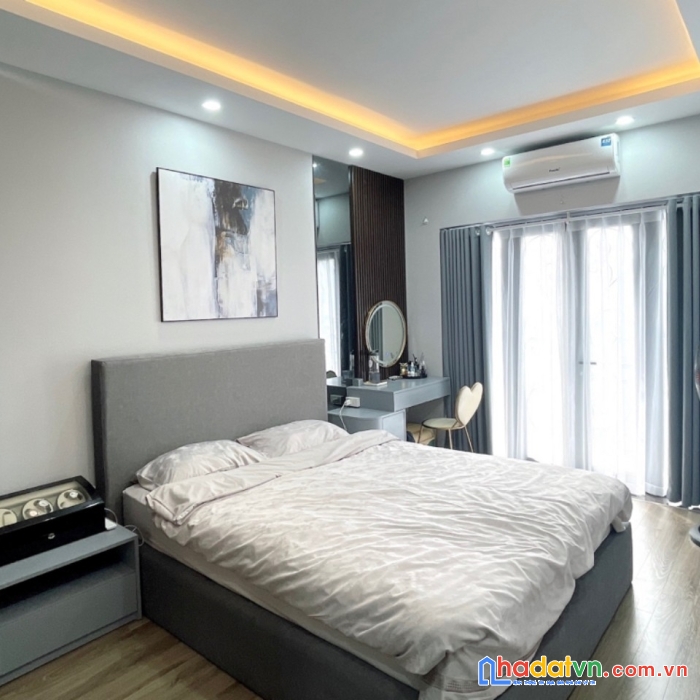 Bán nhà phố thanh nhàn: 52m2, 5 tầng, mt 5m, ô tô đỗ 10m, ngõ 3 gác. 5.45 tỷ