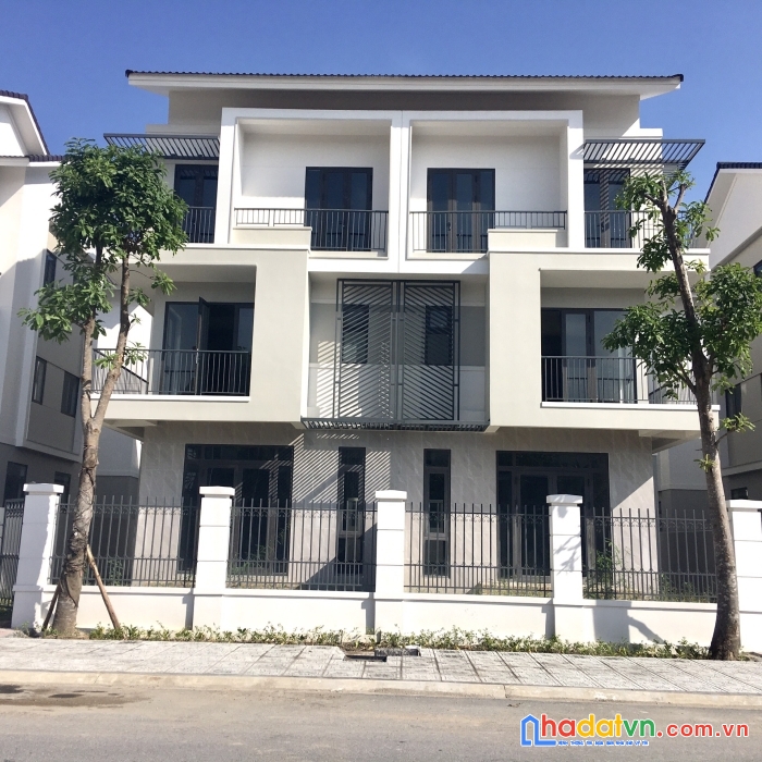 Biệt thự song lập thiết kế đẹp, giá đẹp nhất trung tâm vùng thủ đô bán kinha 12 km