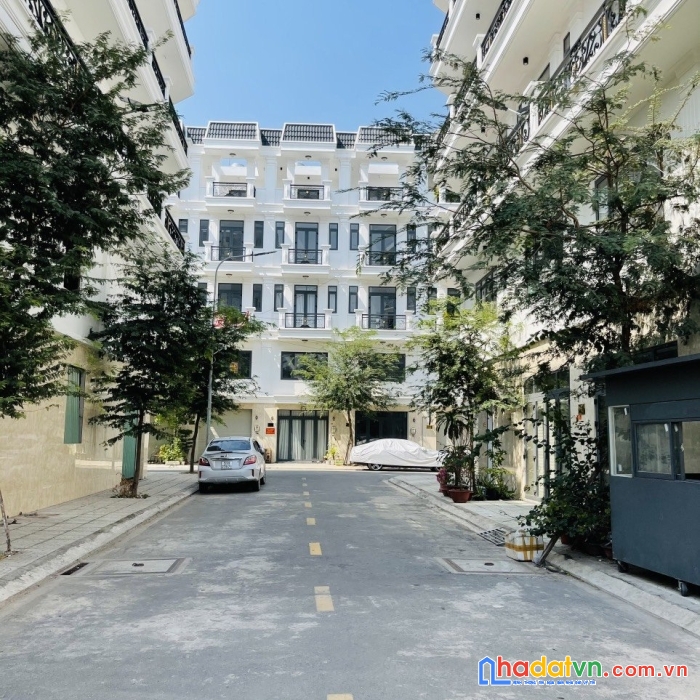 Nhà 1 trệt  lầu cuối nguyễn oanh gò vấp đường 12m oto quay đầu thoải mái dtsd 200m2