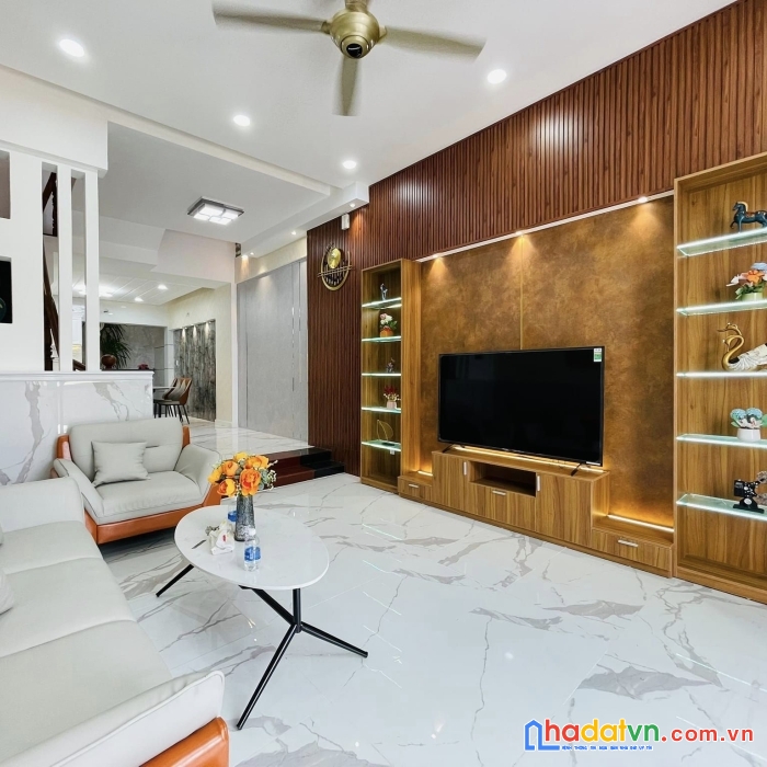 Hxh sát mt kinh doanh vườn lài, tân phú 62m2 chỉ hơn 4 tỷ với 4 tâng, 0898403842
