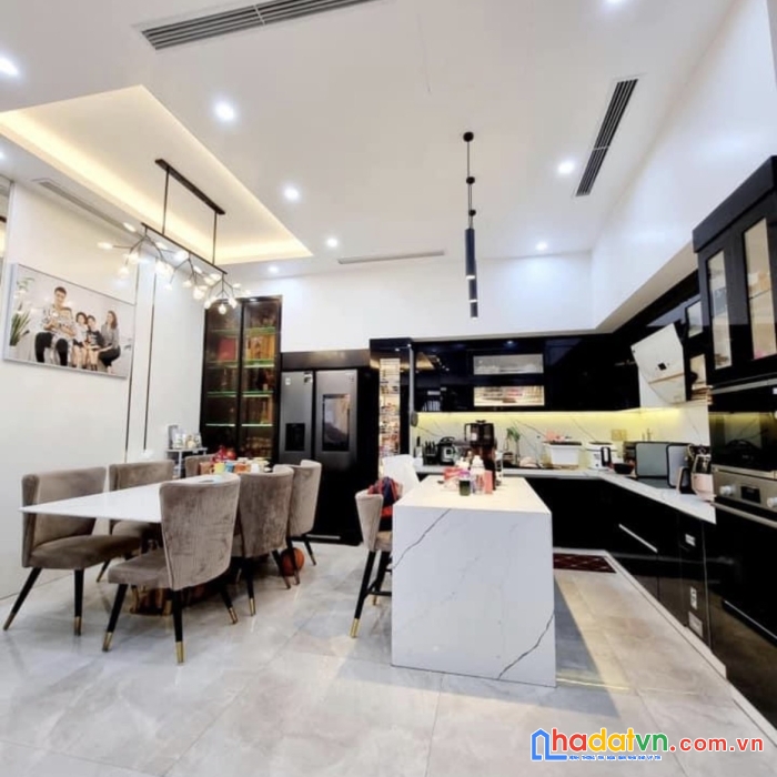 Bán nhà trần thái tông cầu giấy- 48m- gần phố- 4.9 tỷ