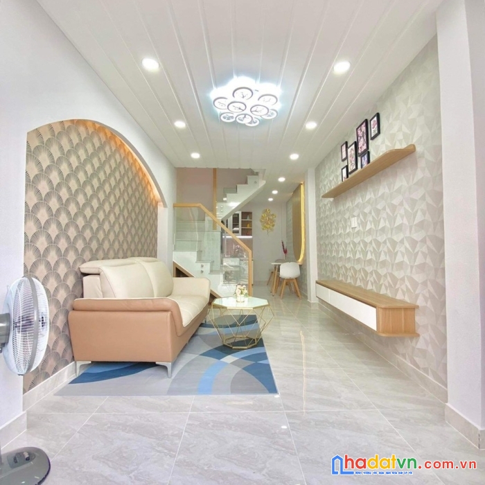 Không thể tin, nhà mới 3 tầng nơ trang long, bình thạnh, chỉ 2.x tỷ.