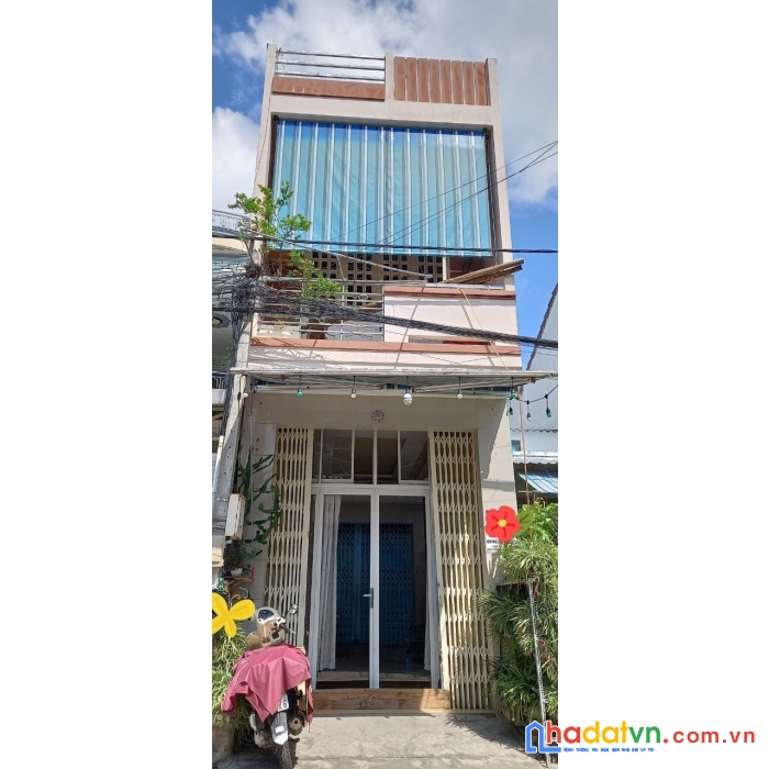 Chính chủ cần bán căn nhà 2 tầng kiệt 5,5m lê hữu trác địa thế đẹp tại tp đà nẵng