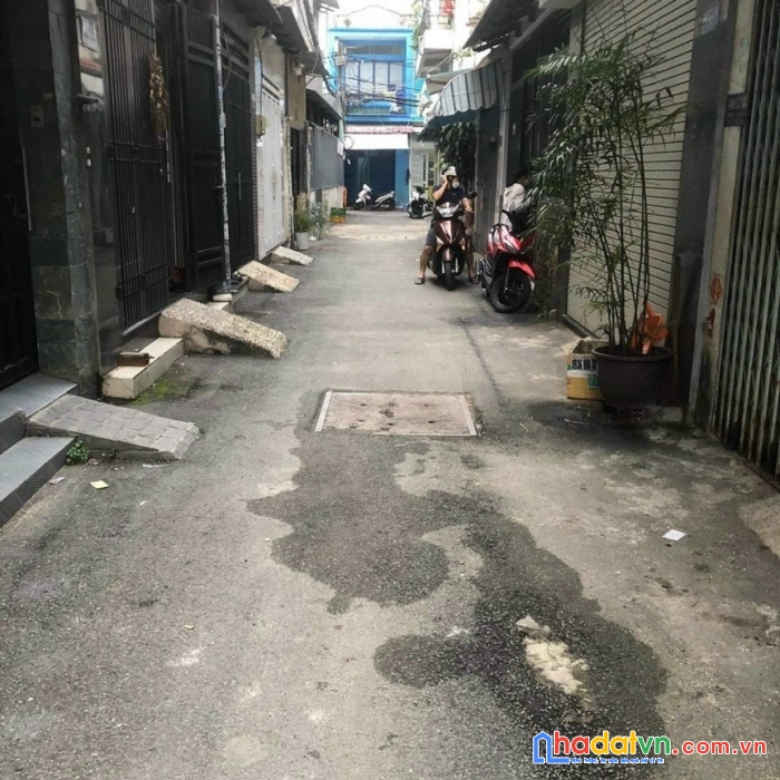 Nhà 2 lầu đẹp, nguyễn trọng tuyển, 4 x 9m, 3pn, 5.3 tỷ, phú nhuận