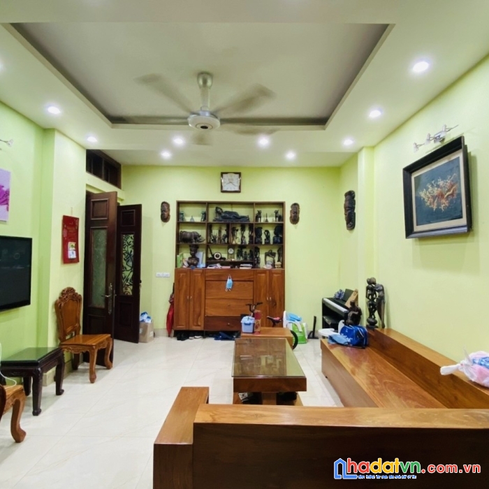 Cc cần bán nhà cực đẹp phố trung phụng, đống đa, 48 m2, 5 tầng, mt 3.6 m, 5 tỷ