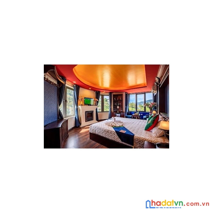  bán gấp khách sạn ba sao 216m2 tại phố thác bạc ,thị xã sapa