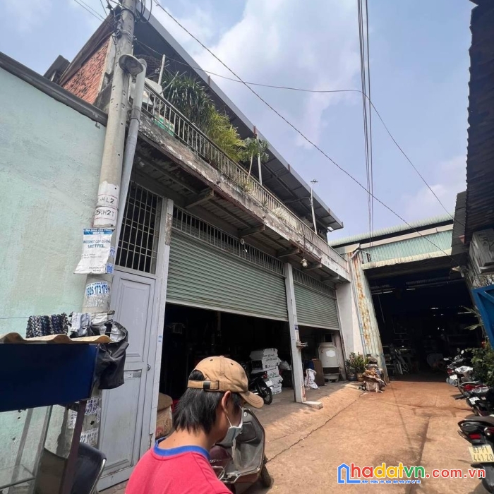Bán nhà c4 đường hương lộ 2, hẻm xe hơi, 108m2 chỉ 6.35 tỷ, ngang 6m